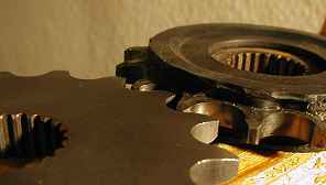 Nacktes Pegaso- und gummiertes Moto-Ritzel